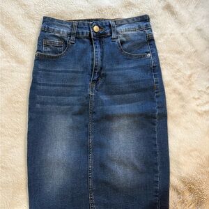 SHEIN High Rise Dark Blue Jeans